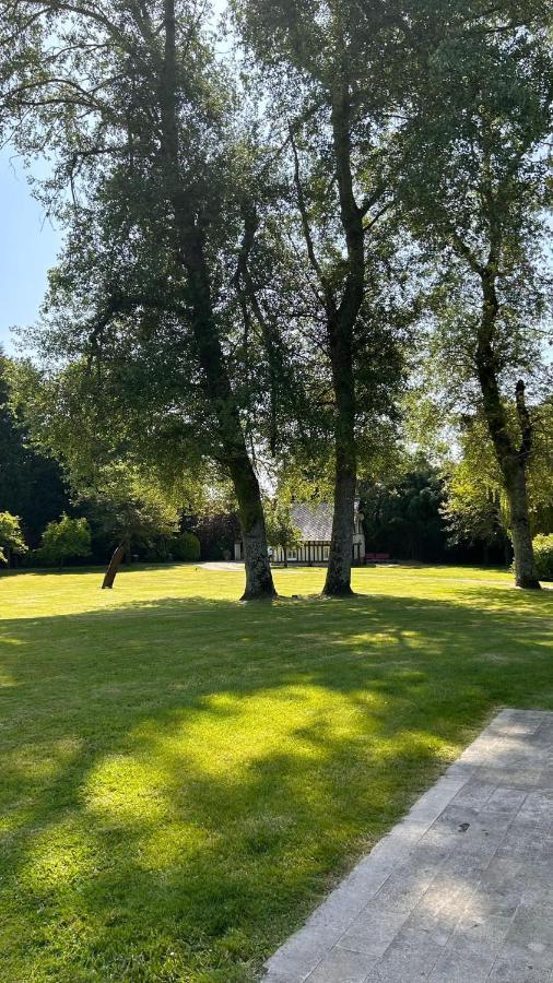 Le Clos De Lily Coudray-Rabut Екстер'єр фото